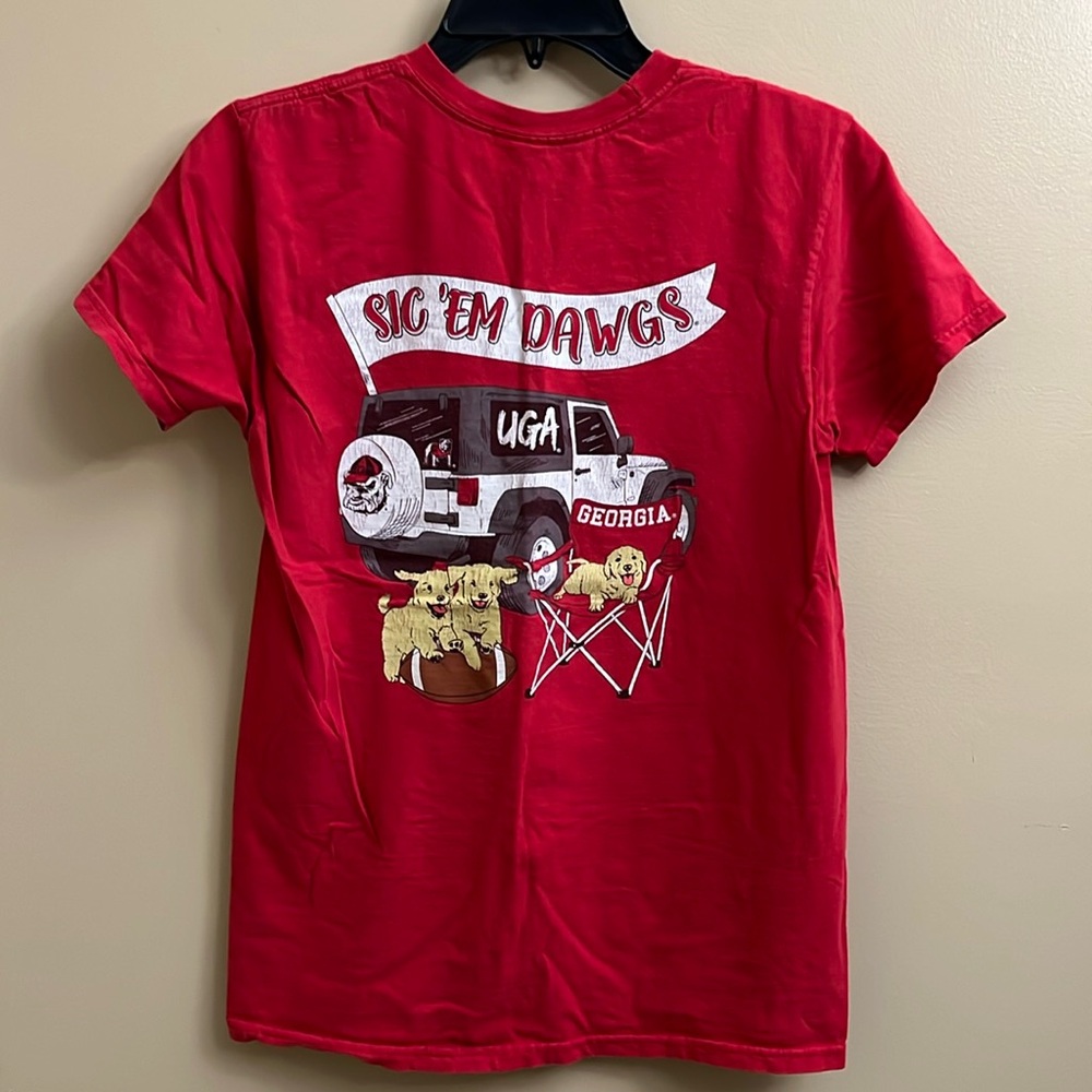 UGA T-Shirt
Women’s Size S
Used condition